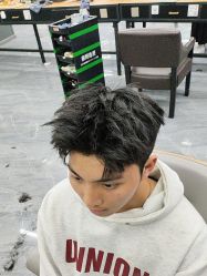 -藤野造型烫发染发