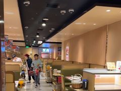 -海底捞火锅(曹安公路店)