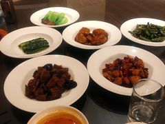 -上海佘山世茂艾美酒店
