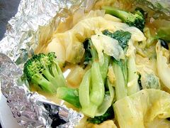 锡纸包的蔬菜，里面也是咖哩味的-雅憩花园餐厅
