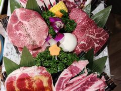 -明洞阿姨·韩式酱蟹烤肉·创意料理(三元桥店)