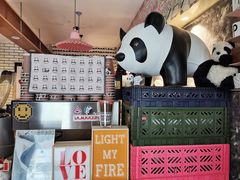 -熊猫一间店欧式奶茶铺