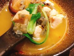 -湊湊火锅·茶憩(杭州湖滨银泰in77店)