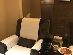 -金色印象·4K影院式足体养生(杨家坪西郊店)