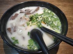 -鸭小妹鸭血粉丝(老门东店)