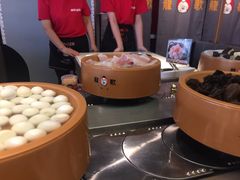 -龍歌自助小火锅(市南金茂湾店)