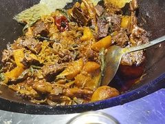 -山河屯铁锅炖(哈西站店)