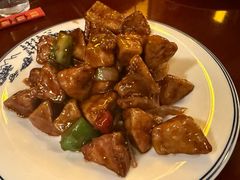 -Old Shanghai Restaurant
