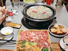 -正宗齐齐哈尔烤肉·齐牛哥鲜切炭火烤肉(杭州总店)