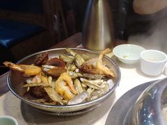 -船梆煮•蒸汽海鲜·炉火烤肉(五四广场店)