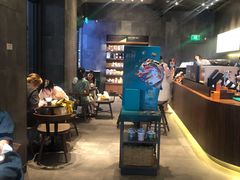 -星巴克(杭州临平银泰城B1店)