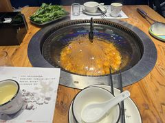 -山河屯铁锅炖·非遗东北菜(南山店)