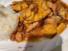 支竹火腩饭-香港新发烧腊茶餐厅(书城店)
