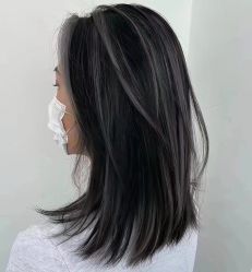-十六番发型师事务所