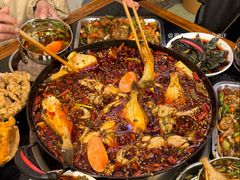-鸿顺老铁锅美蛙鱼府(解放碑店)