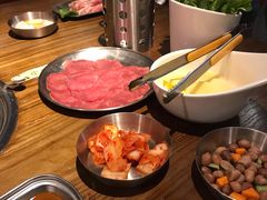 牛舌-·缸桶屋·韩式牛肋条自助烤肉(西湖D11店)