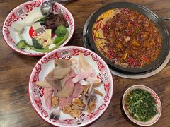 -馋虫重庆火锅(玉林南街店)