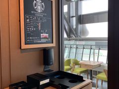 -星巴克(青岛火车北站候车大厅店)