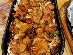 -老东镇啤酒屋海鲜加工·蒸汽海鲜·海鲜烧烤(台东店)