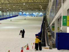 -乔波室内滑雪场