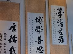-荒岛实景沉浸密室(江汉路1店)