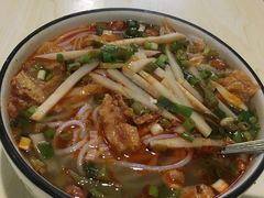 -忆螺巷螺蛳粉(步行街小巷店)