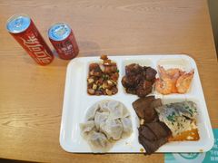 -同济大学本部学苑饮食广场