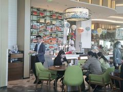 大堂-济南香格里拉·咖啡泉自助餐厅