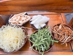 -正南齊北重庆老火锅(光华村直营店)