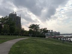 -灞河西岸滨河公园
