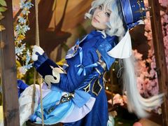 -米游妙妙屋cosplay换装自拍摄影体验馆
