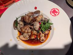 -肥肥虾庄·金牌油焖大虾(汉口城市广场店)