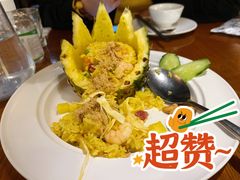 特色菠萝海鲜炒饭-明泰谷泰国餐厅(正大广场店)