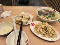 -鼎盛轩上海灌汤包·生煎(万达广场店)