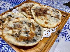梅菜干烧饼-江南韵·无锡太湖文化体验餐厅(凤凰天街店)