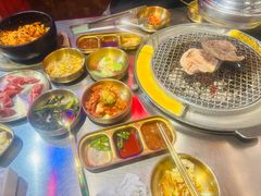 -釜山火炉·海鲜烤肉(紫藤路店)