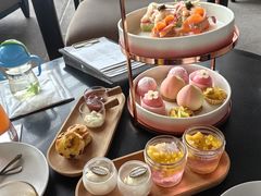 -亚龙湾喜来登·美景台大堂吧