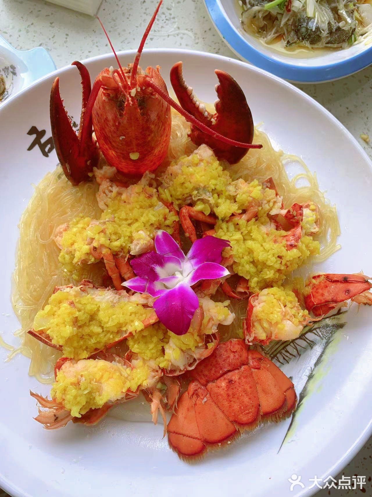 超大生蚝🦪 每年这个季节的生蚝🦪都是最肥的