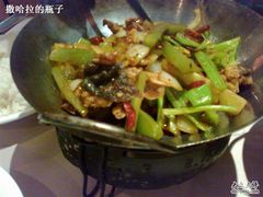 -小巴辣子川湘菜餐厅(星游城店)