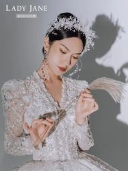 -Lady  Jane高端婚纱礼服馆