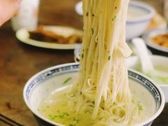 枫镇白汤面底-同得兴 Since·1995 传统苏式面馆(嘉馀坊店)
