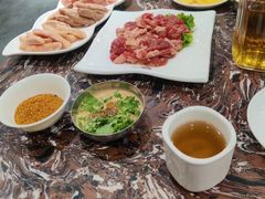 -啊美丽炭火烤肉(滑翔一店)