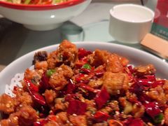 -湘西小馆(滨河路店)