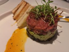 牛肉塔塔配牛油果黑橄榄酱-Solo(衡山路店)
