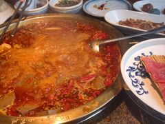 -小天鹅火锅·一线江景洪鼎旗舰店(洪崖洞店)