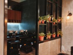 -时尚殿堂明星门店