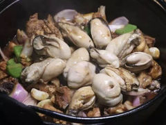 生蚝鸡煲-麒麟山景大酒店岭南汇海鲜酒家(沙井店)