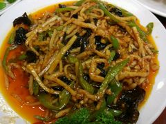鱼香肉丝-金牌餐厅·天津菜·八珍豆腐·老爆三(瓷房子店)