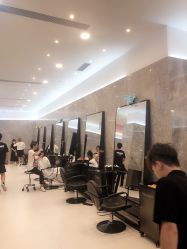 -TONI&GUY