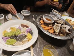-五谷丰登农家院·地道胶东菜·海鲜烧烤(威海店)